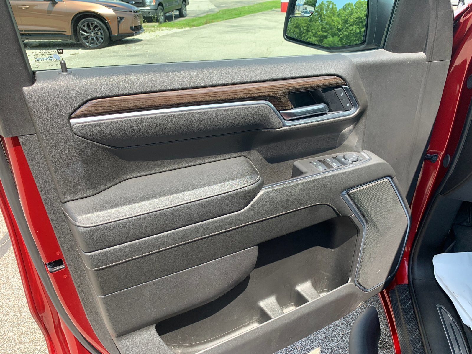 Used 2025 Red Chevrolet RST image 12