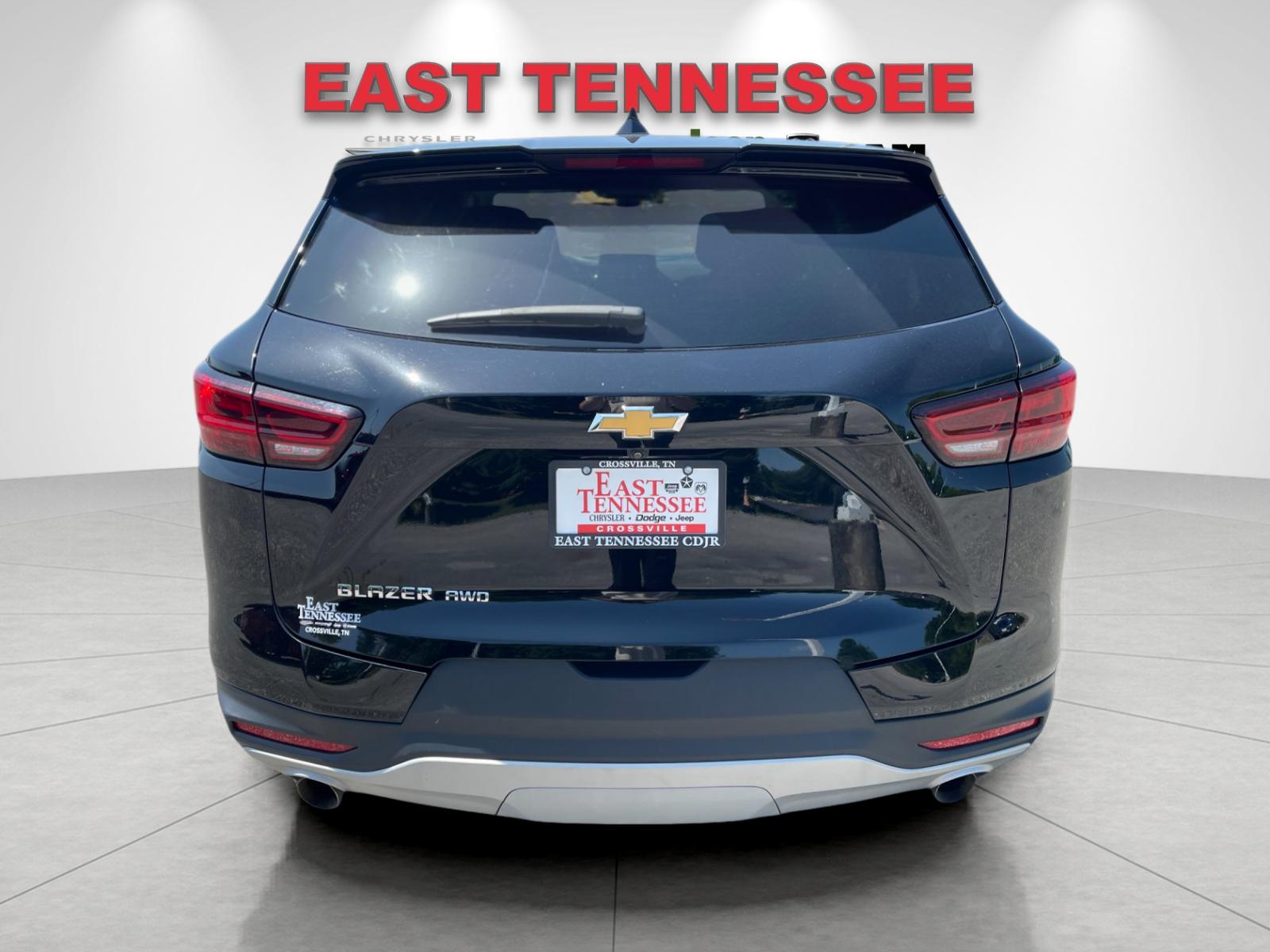 Used 2025 Black Chevrolet LT image 4