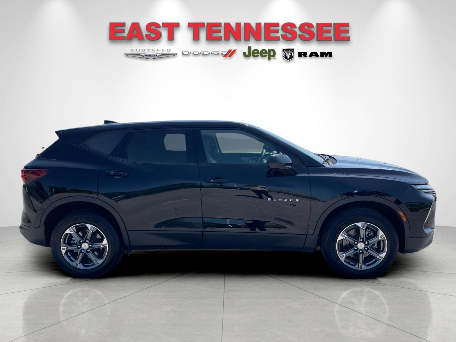 Used 2025 Black Chevrolet LT image 2
