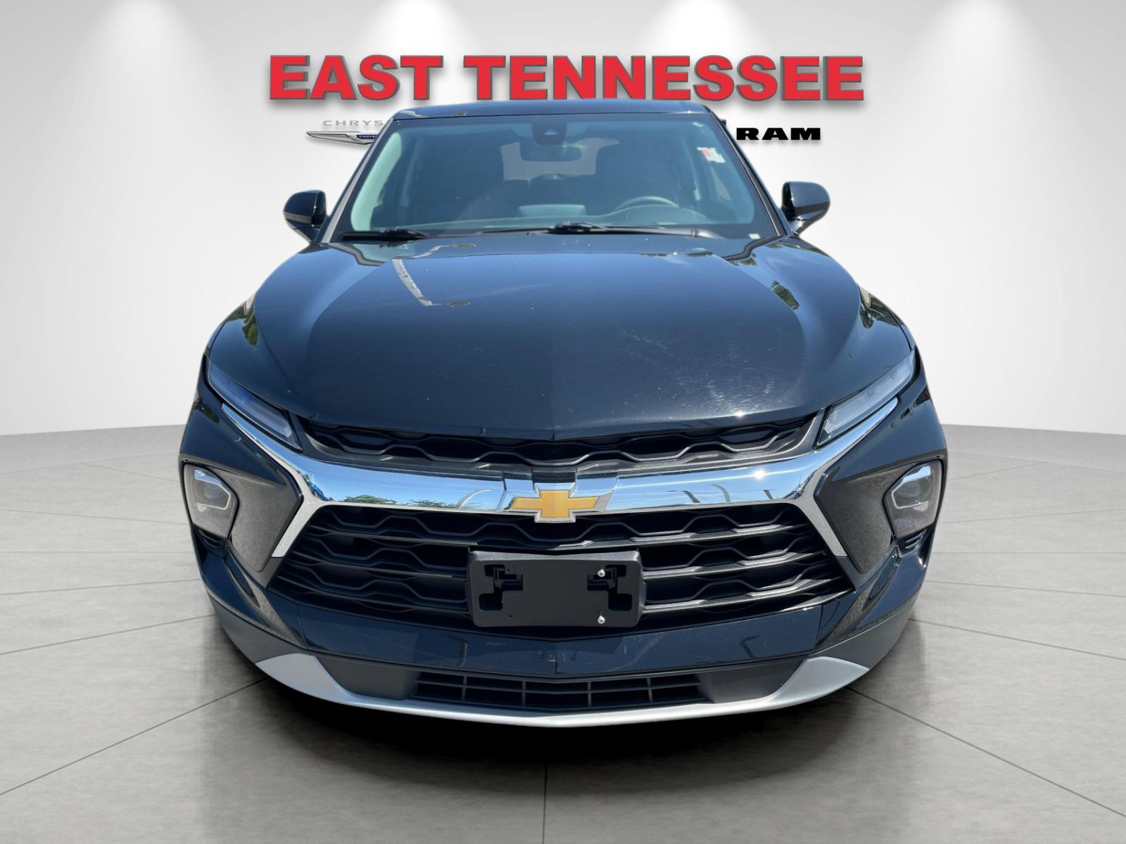 Used 2025 Black Chevrolet LT image 9