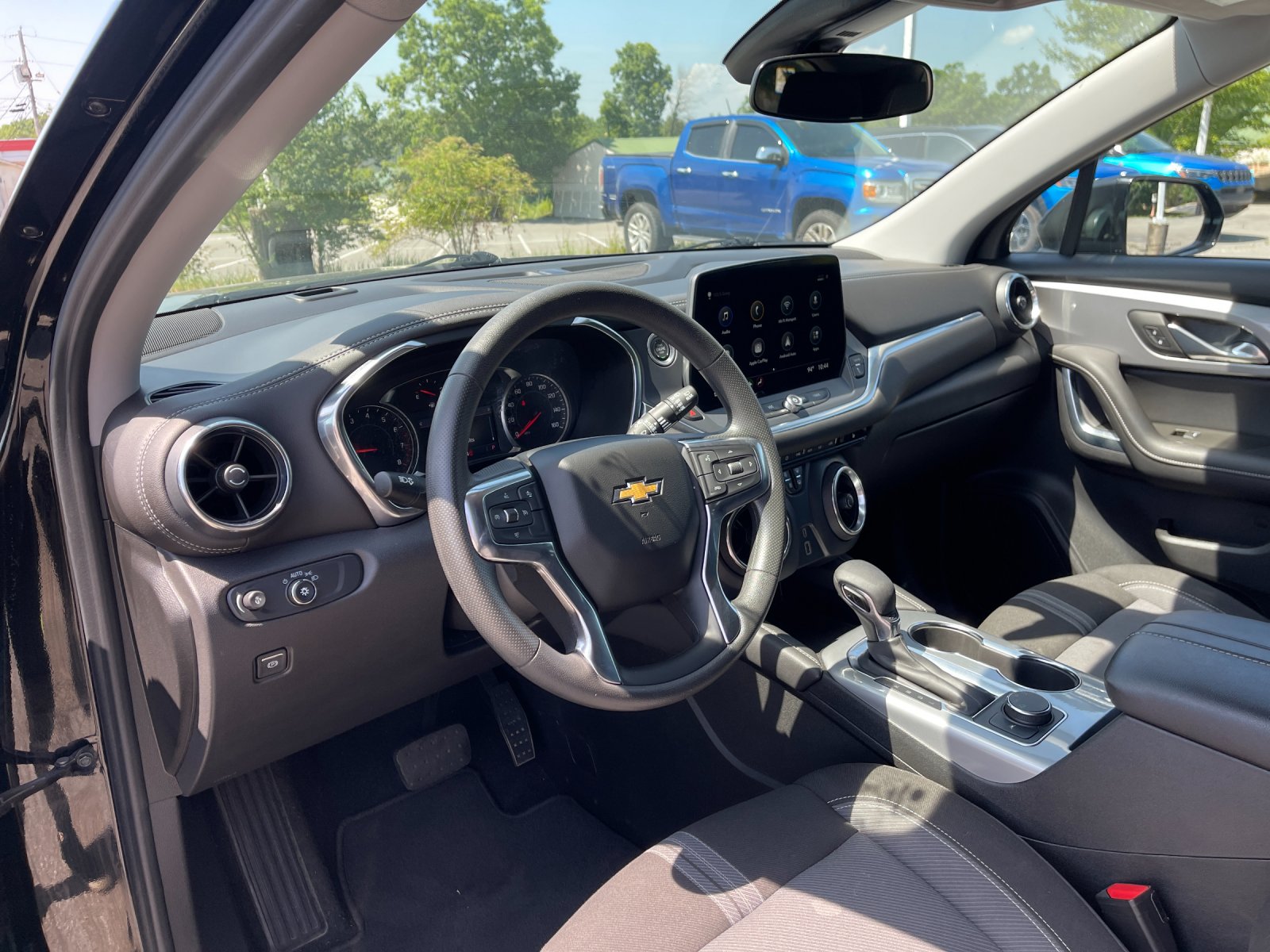 Used 2025 Black Chevrolet LT image 11