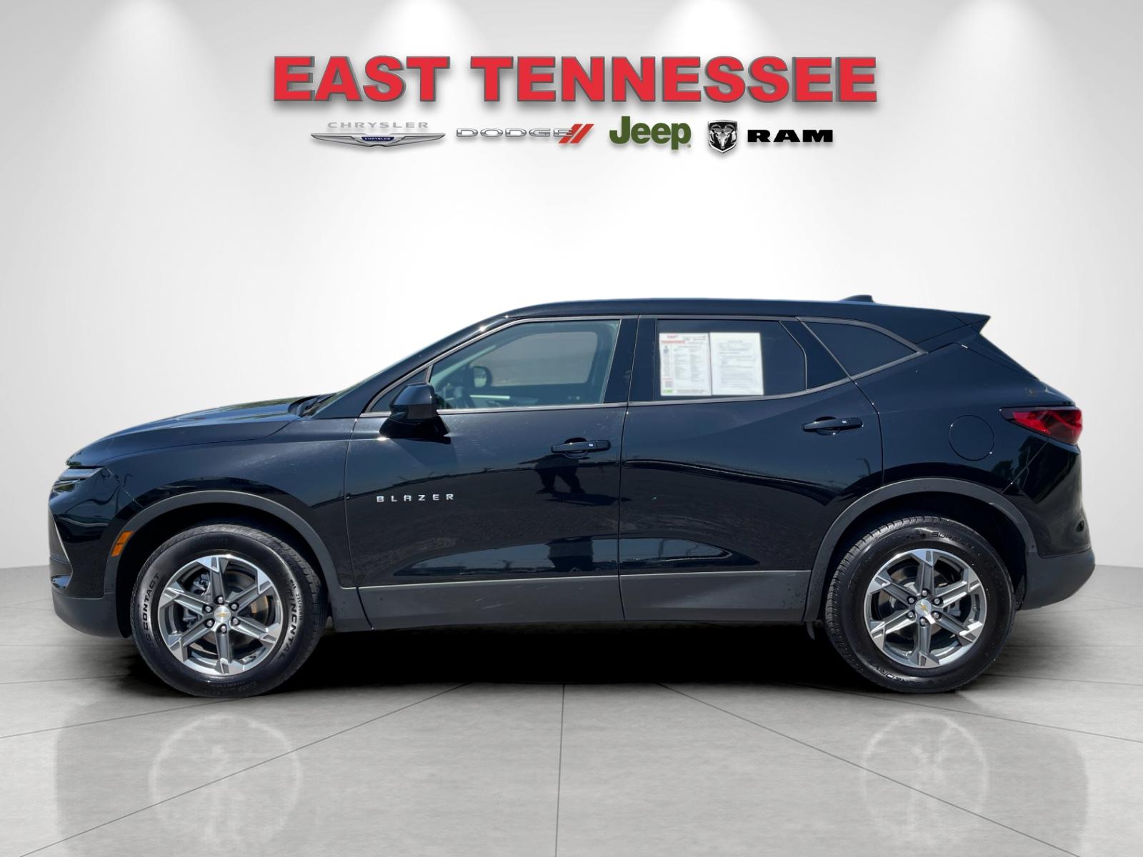 Used 2025 Black Chevrolet LT image 6