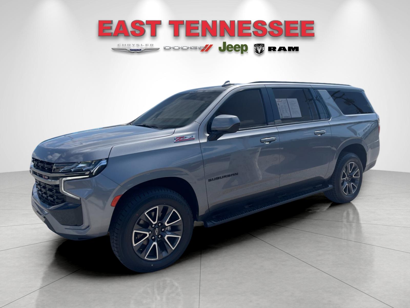 Used 2022 Gray Chevrolet Z71 image 7