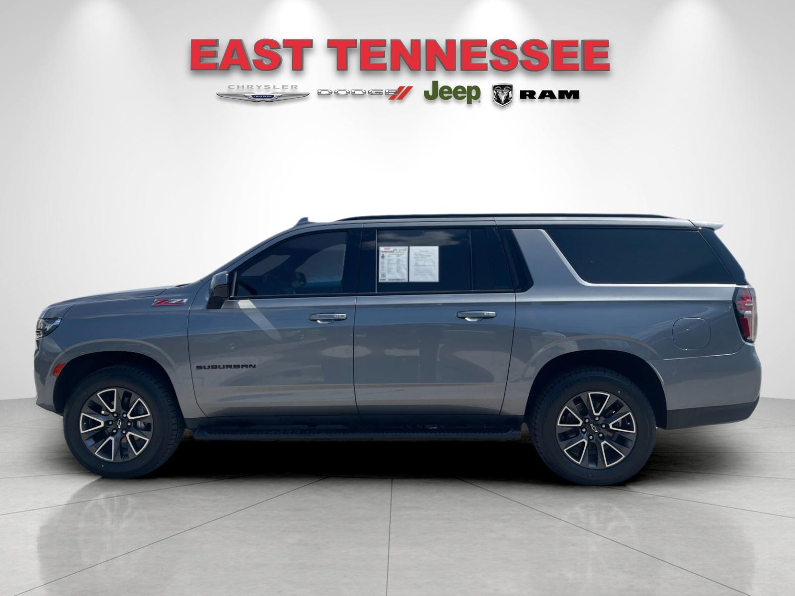 Used 2022 Gray Chevrolet Z71 image 6