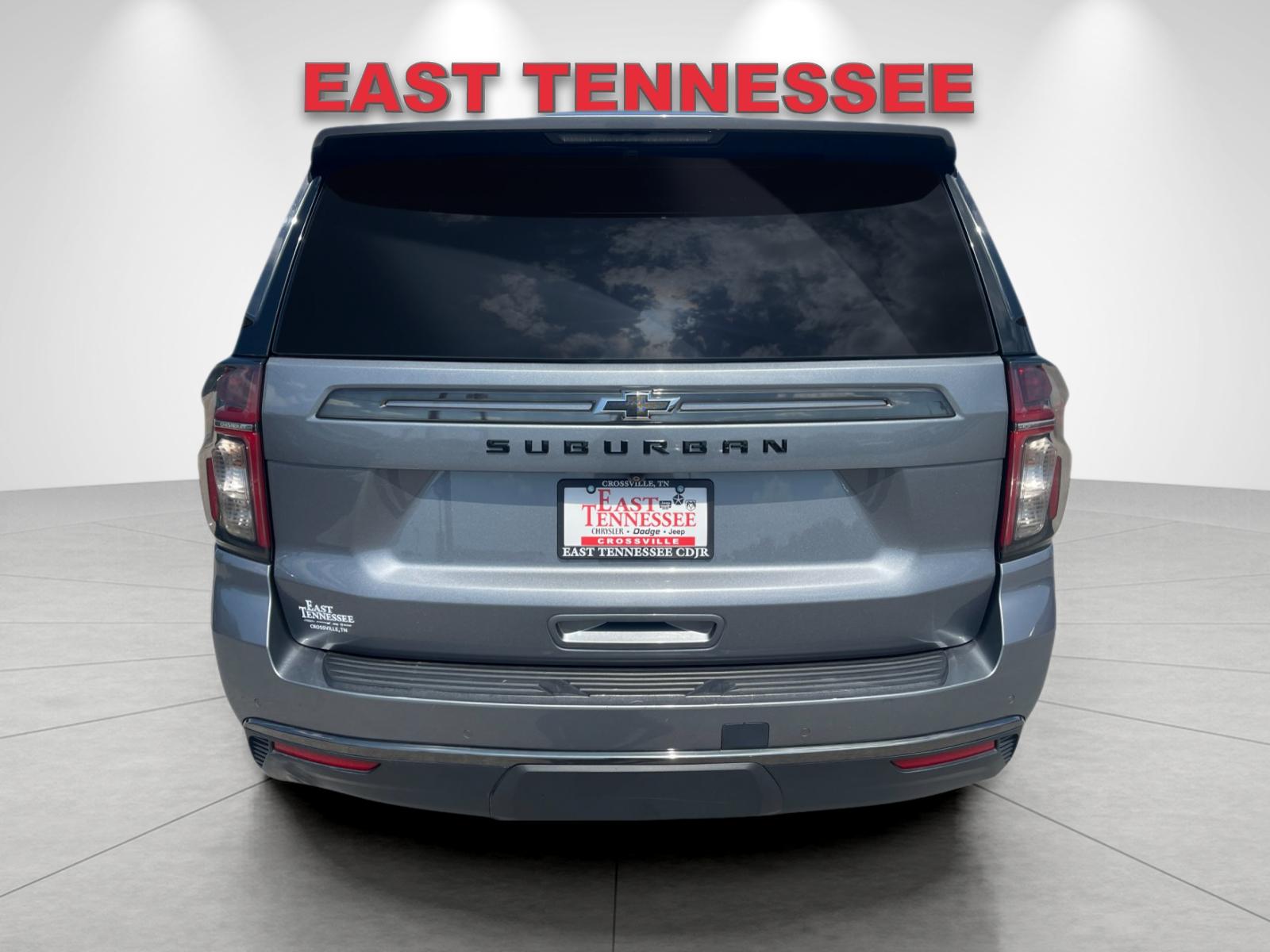 Used 2022 Gray Chevrolet Z71 image 4