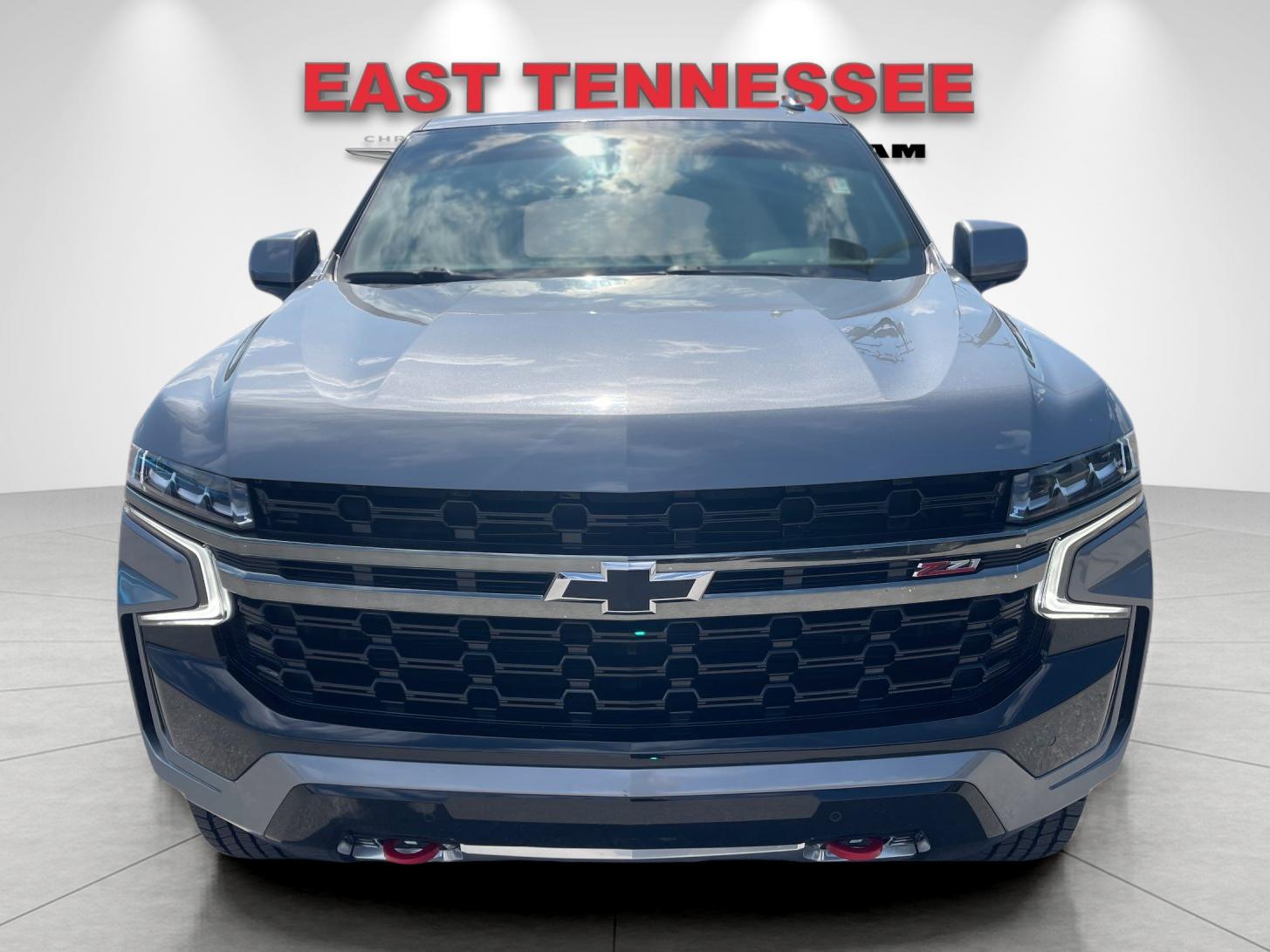Used 2022 Gray Chevrolet Z71 image 9