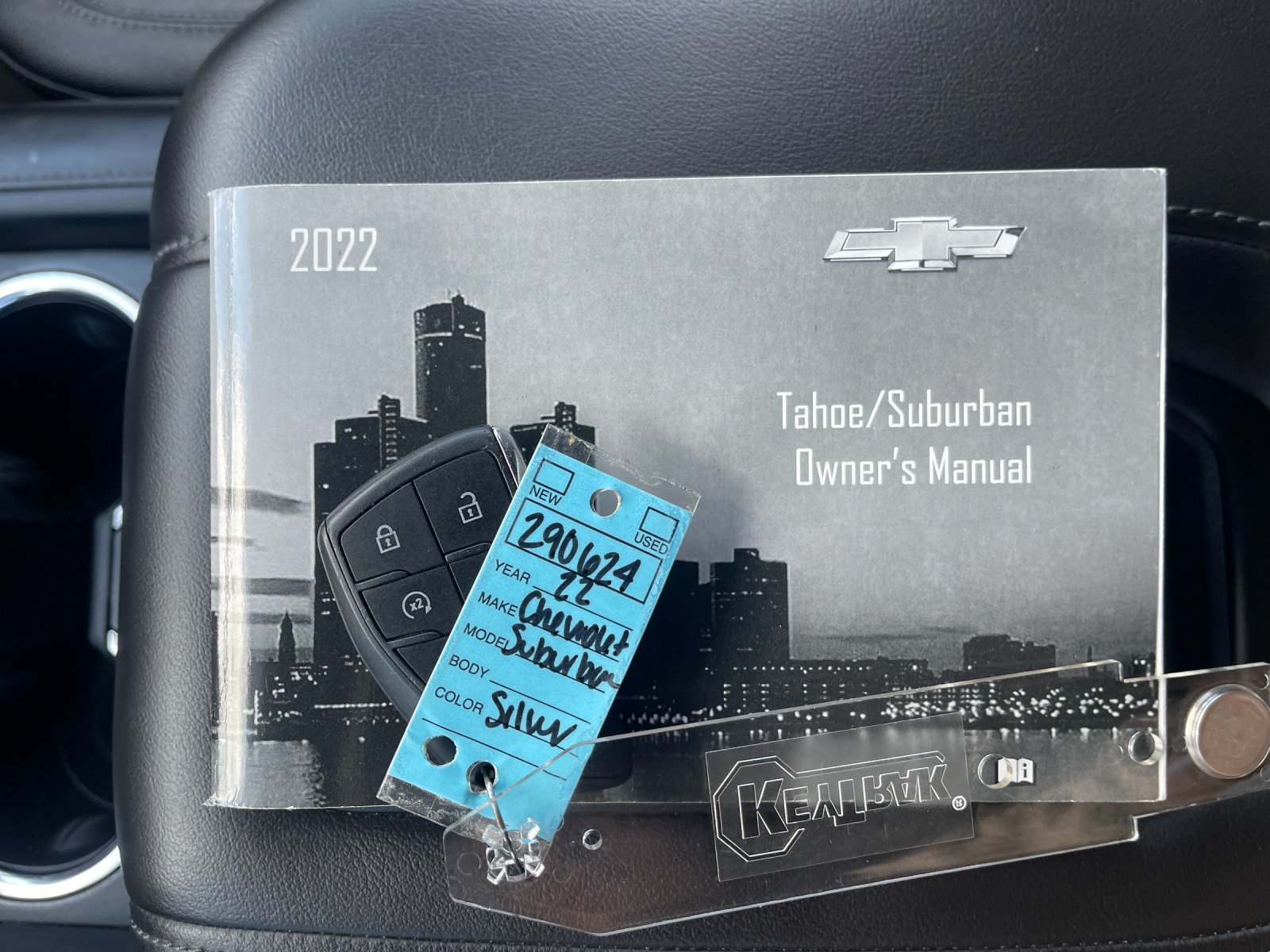 Used 2022 Gray Chevrolet Z71 image 10