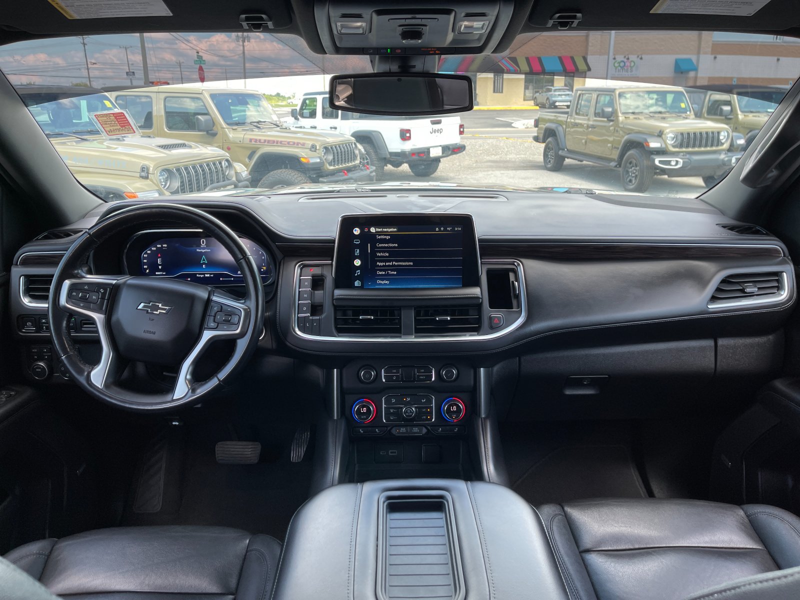 Used 2022 Gray Chevrolet Z71 image 15