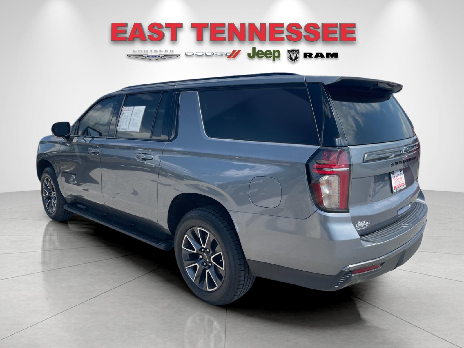 Used 2022 Gray Chevrolet Z71 image 5