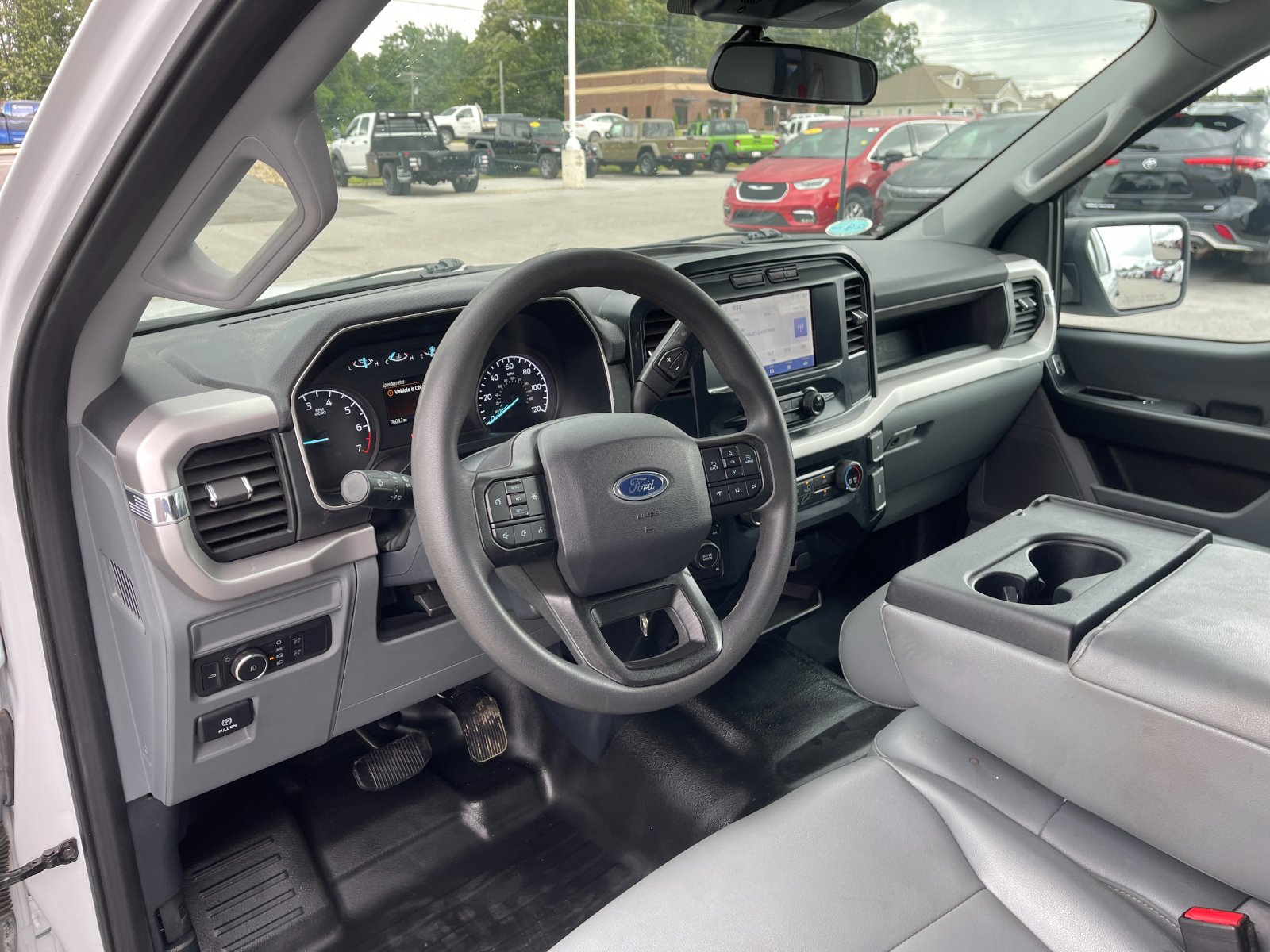 Used 2023 White Ford XL image 11