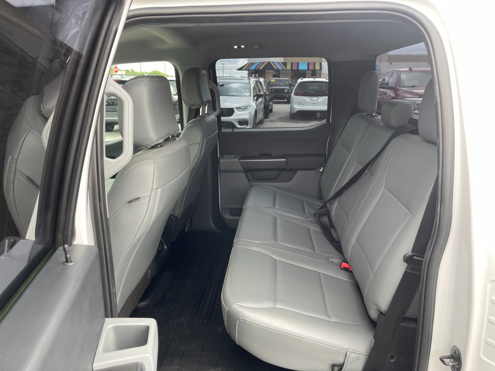 Used 2023 White Ford XL image 14