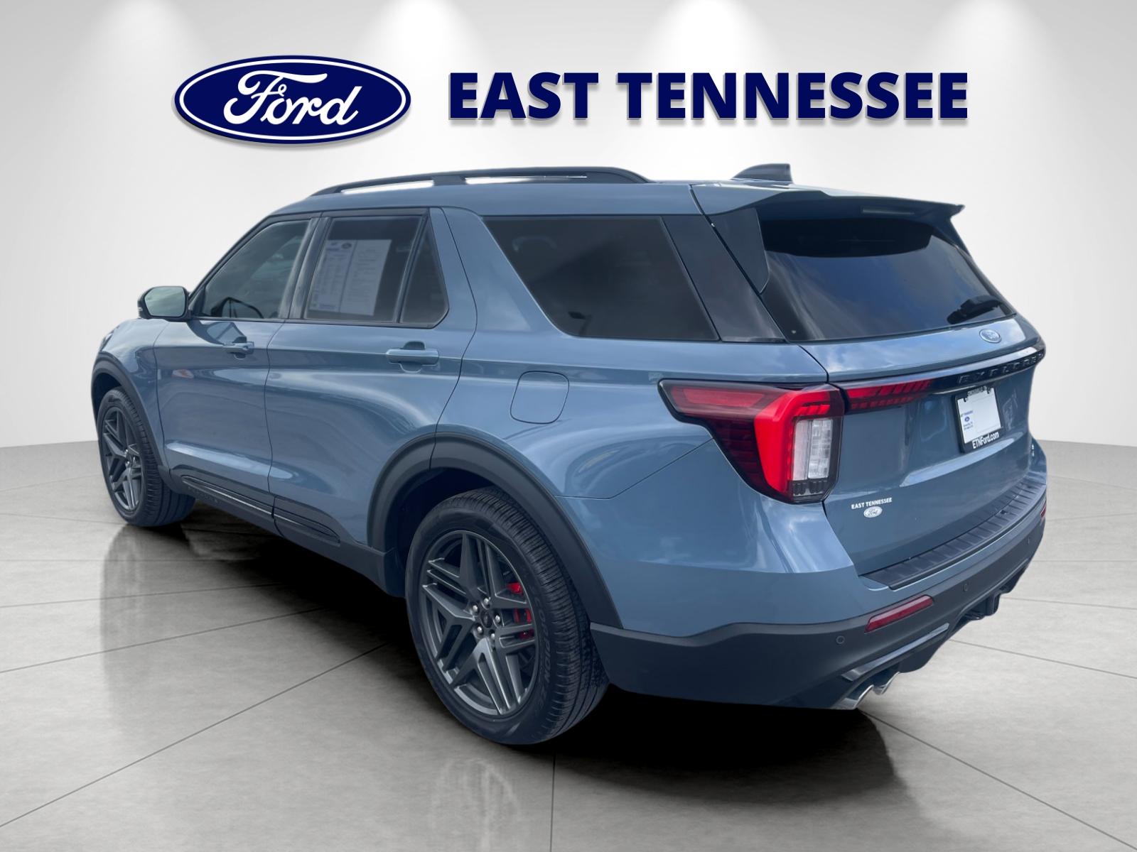 Used 2025 Blue Ford ST image 5