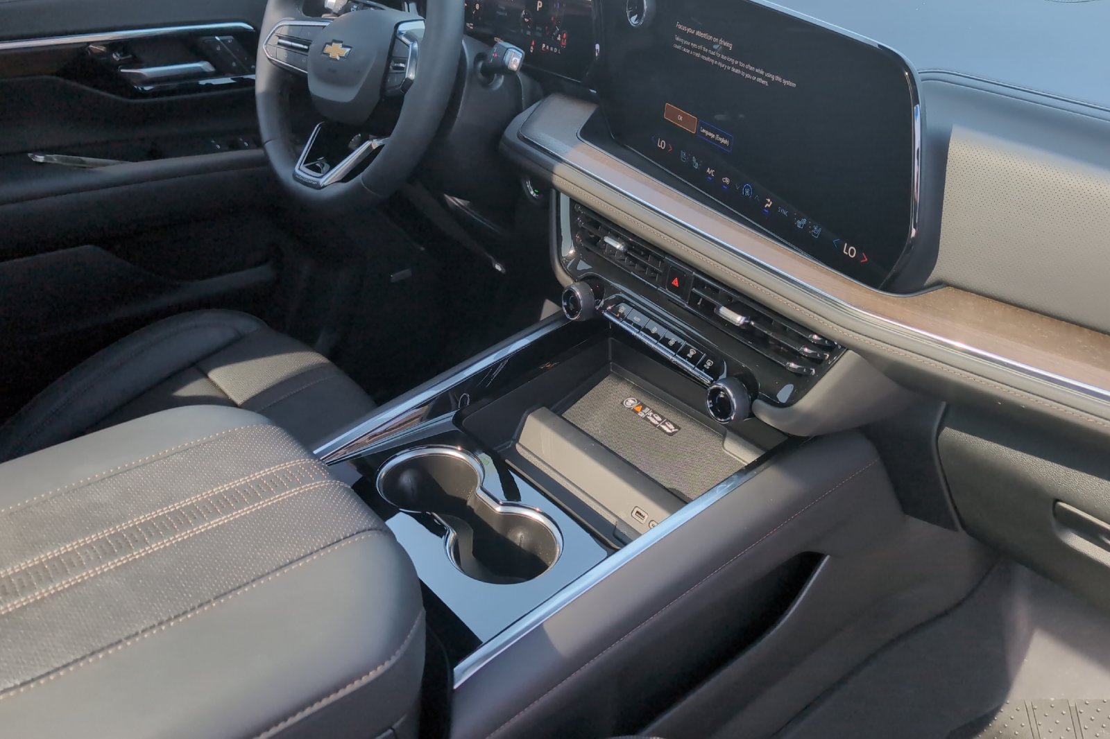 New 2026 White Chevrolet High Country image 17