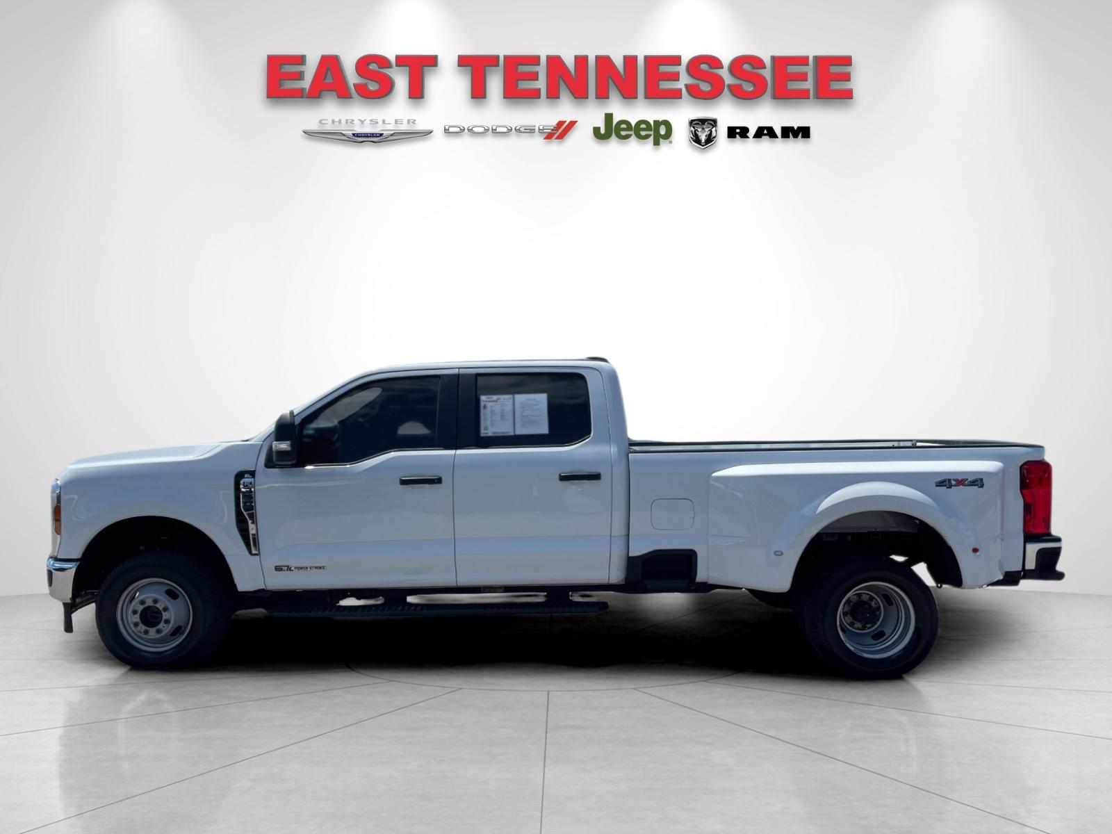 Used 2024 White Ford XL image 6