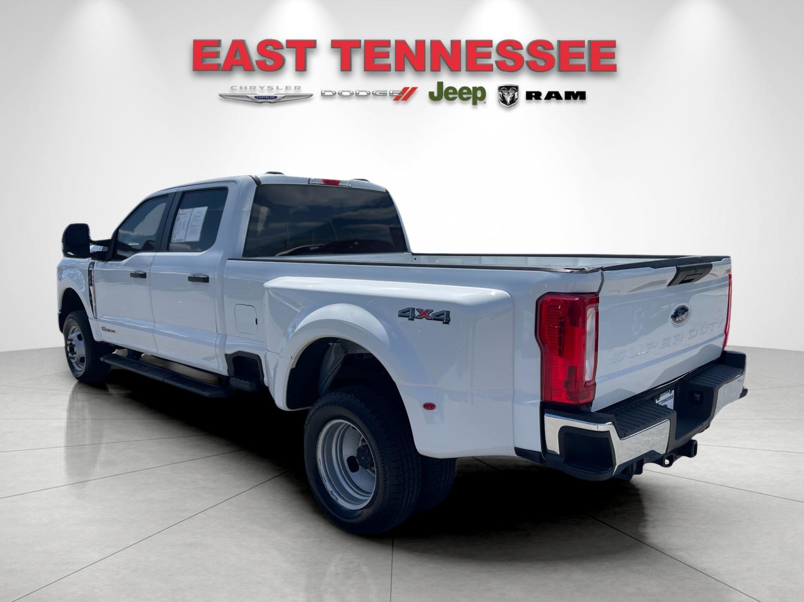 Used 2024 White Ford XL image 5