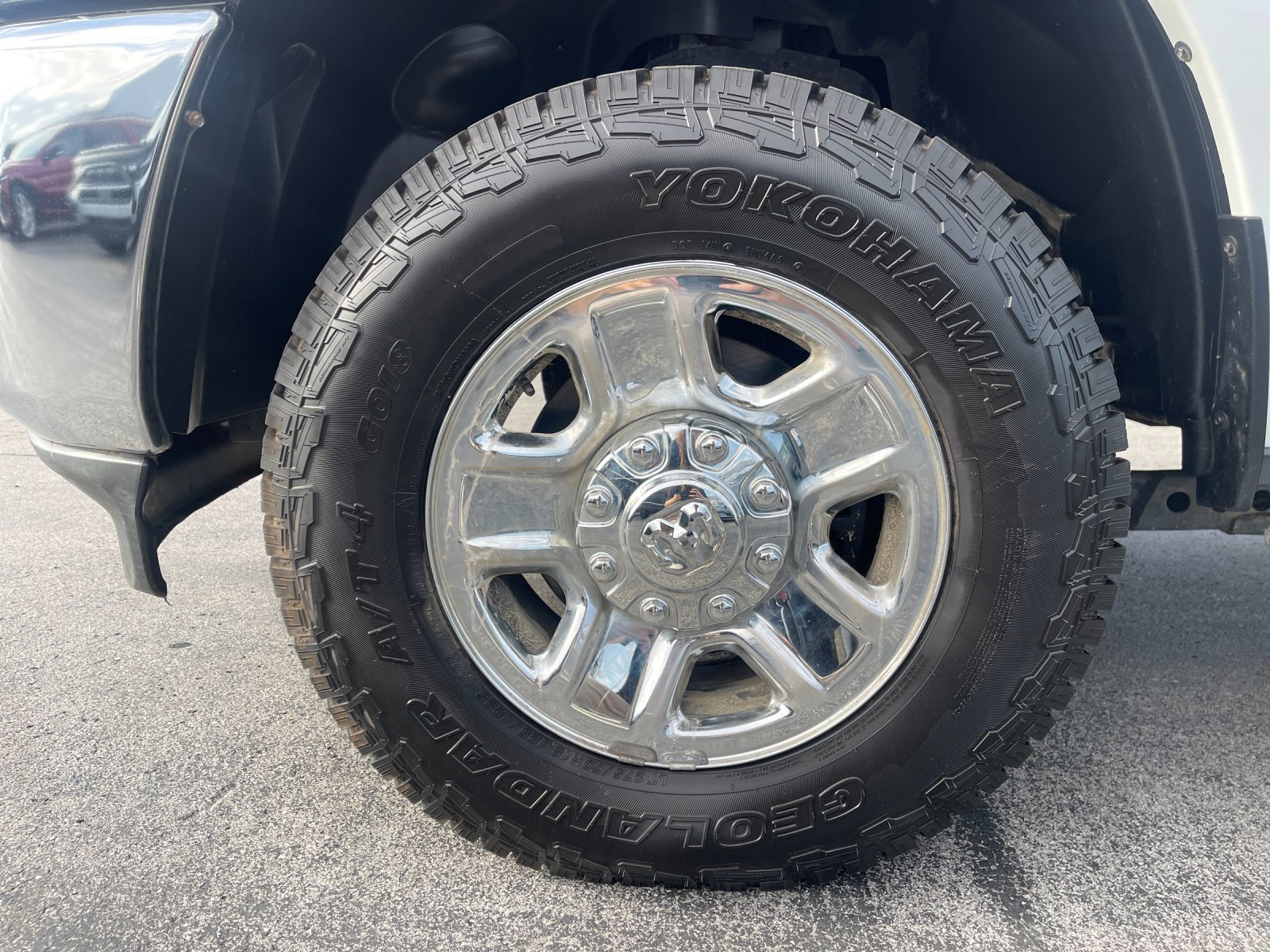 Used 2022 White Ram Big Horn image 30