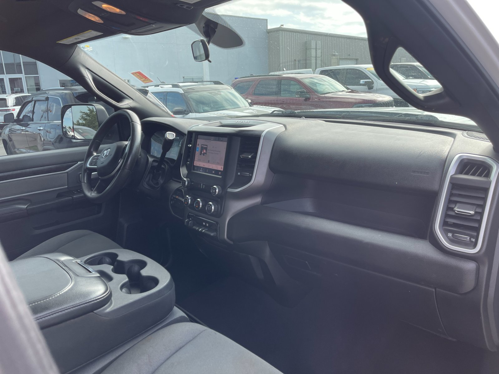 Used 2022 White Ram Big Horn image 17