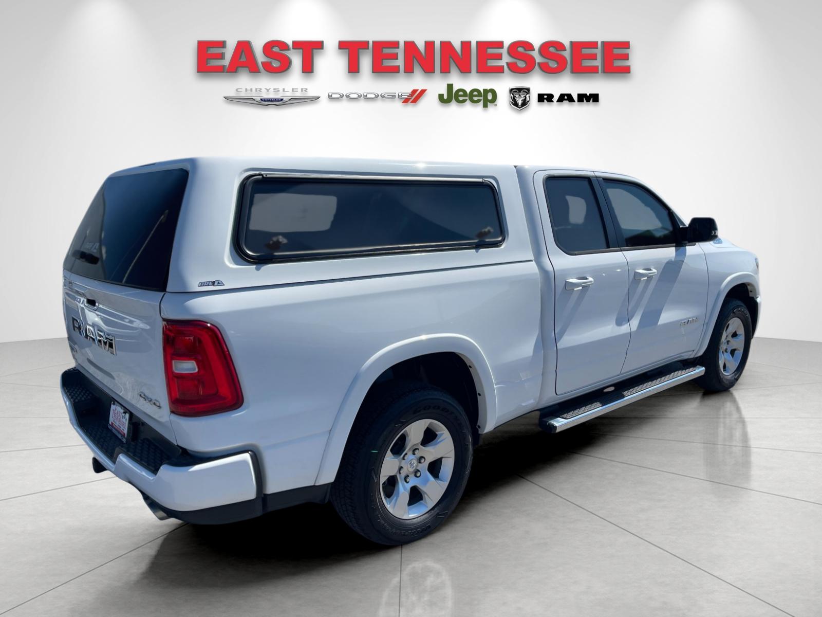 Used 2025 White Ram Big Horn/Lone Star image 3