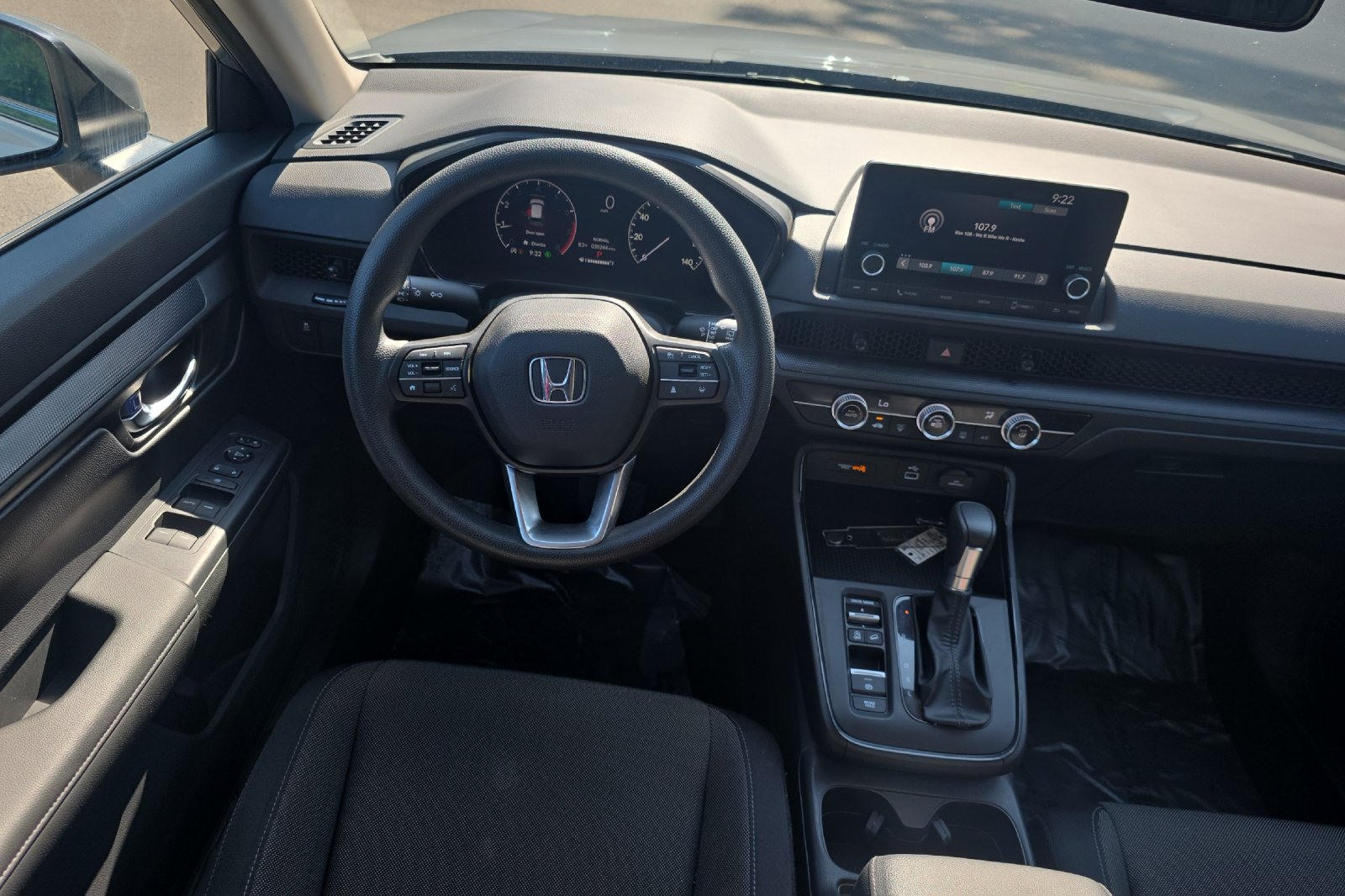 Used 2024 Urban Gray Honda LX image 15