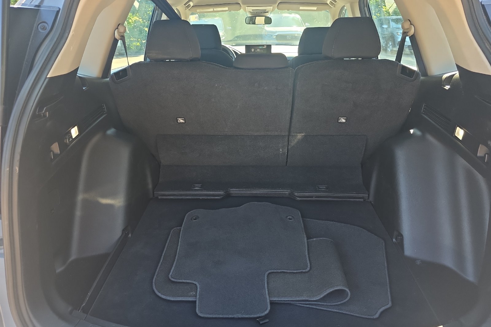 Used 2024 Urban Gray Honda LX image 16