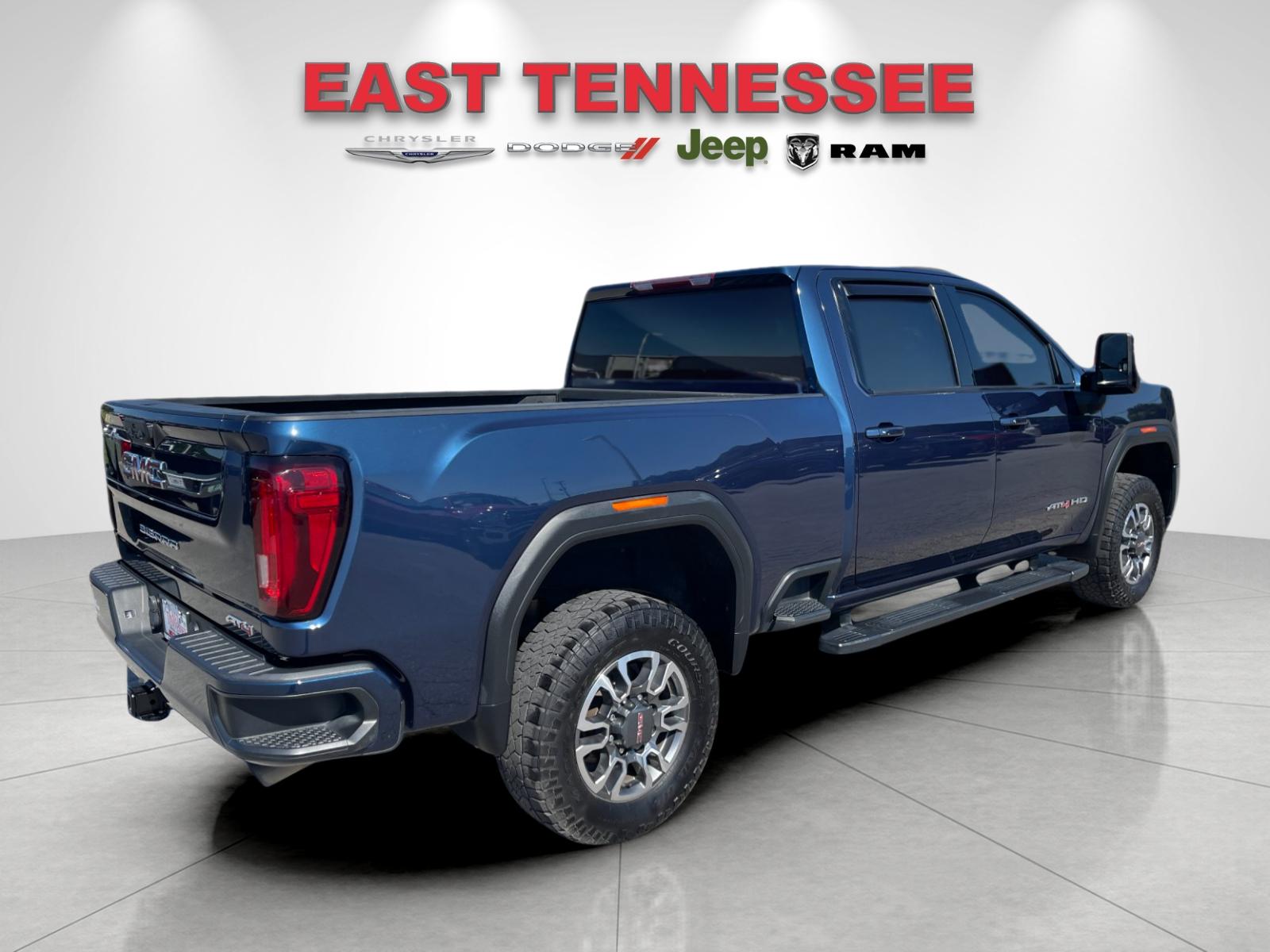 Used 2023 Blue GMC AT4 image 3