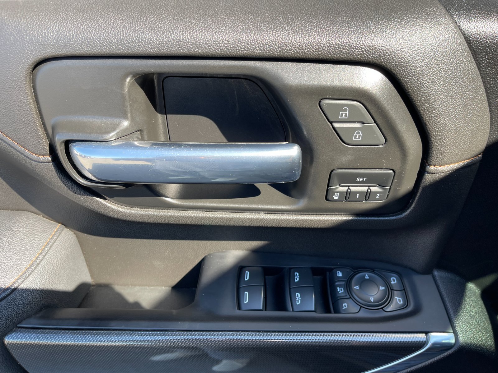 Used 2023 Blue GMC AT4 image 13
