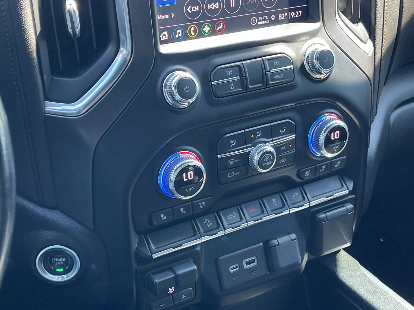 Used 2023 Blue GMC AT4 image 21