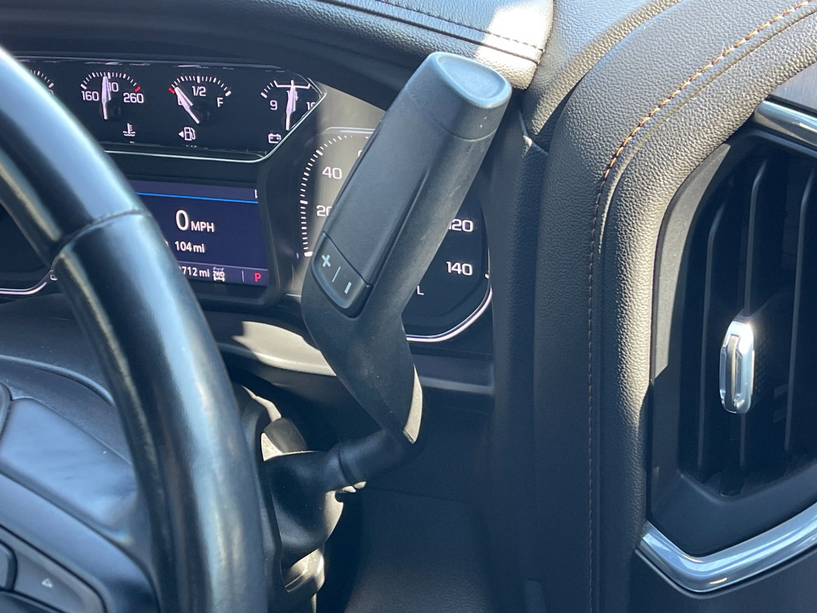 Used 2023 Blue GMC AT4 image 22
