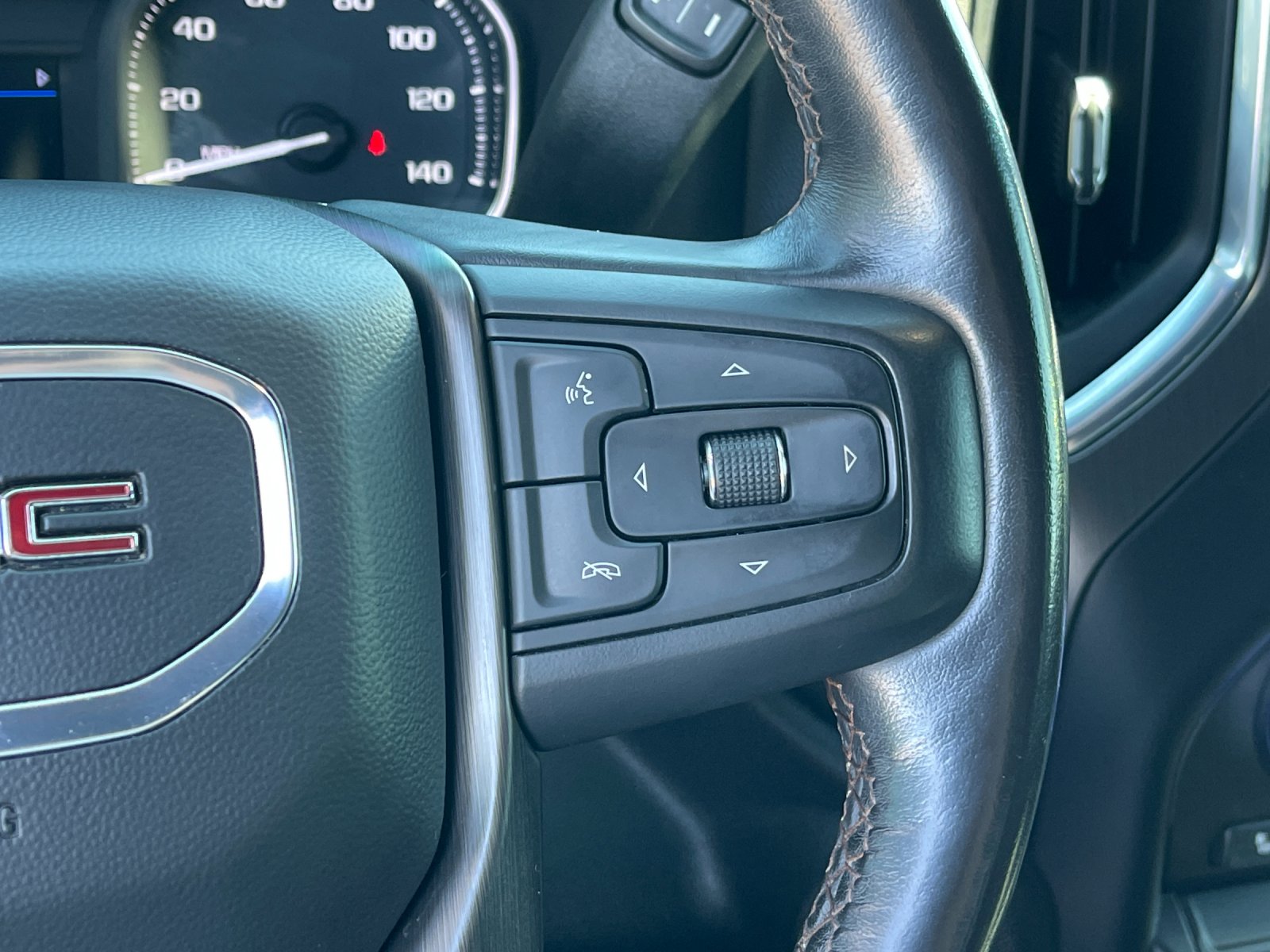 Used 2023 Blue GMC AT4 image 26