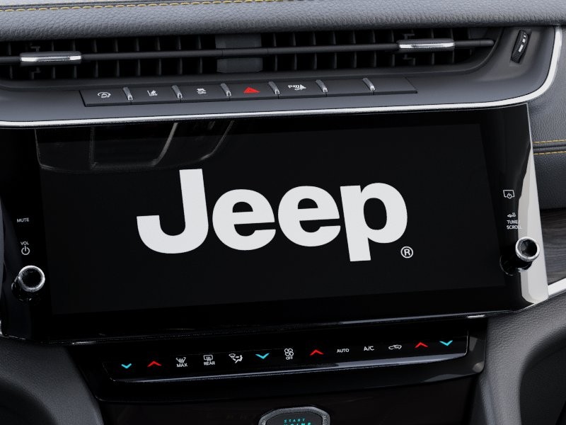 New 2026 Bright White Clear-Coat Exterior Paint Jeep Limited image 18