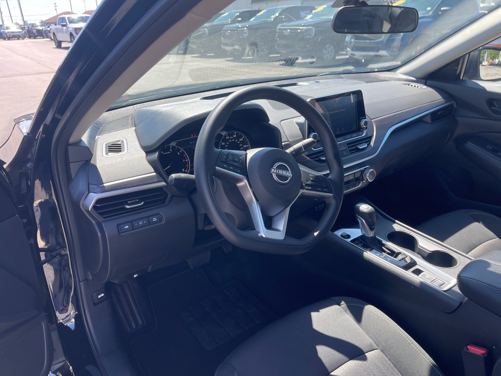 Used 2026 Black Nissan 2.5 SV image 11