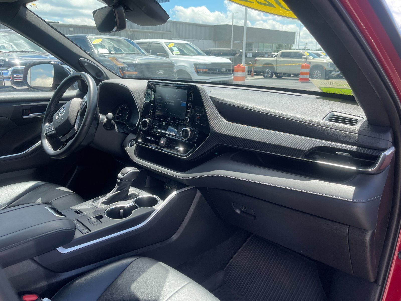 Used 2021 Red Toyota XSE image 19