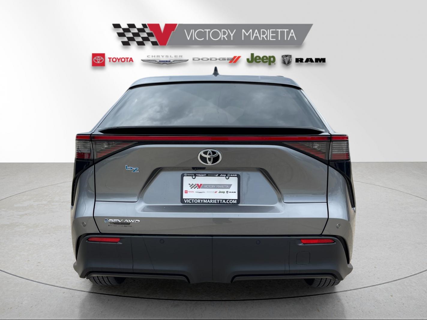 New 2026 Heavy Metal <sup>1</sup> Toyota  XLE image 4