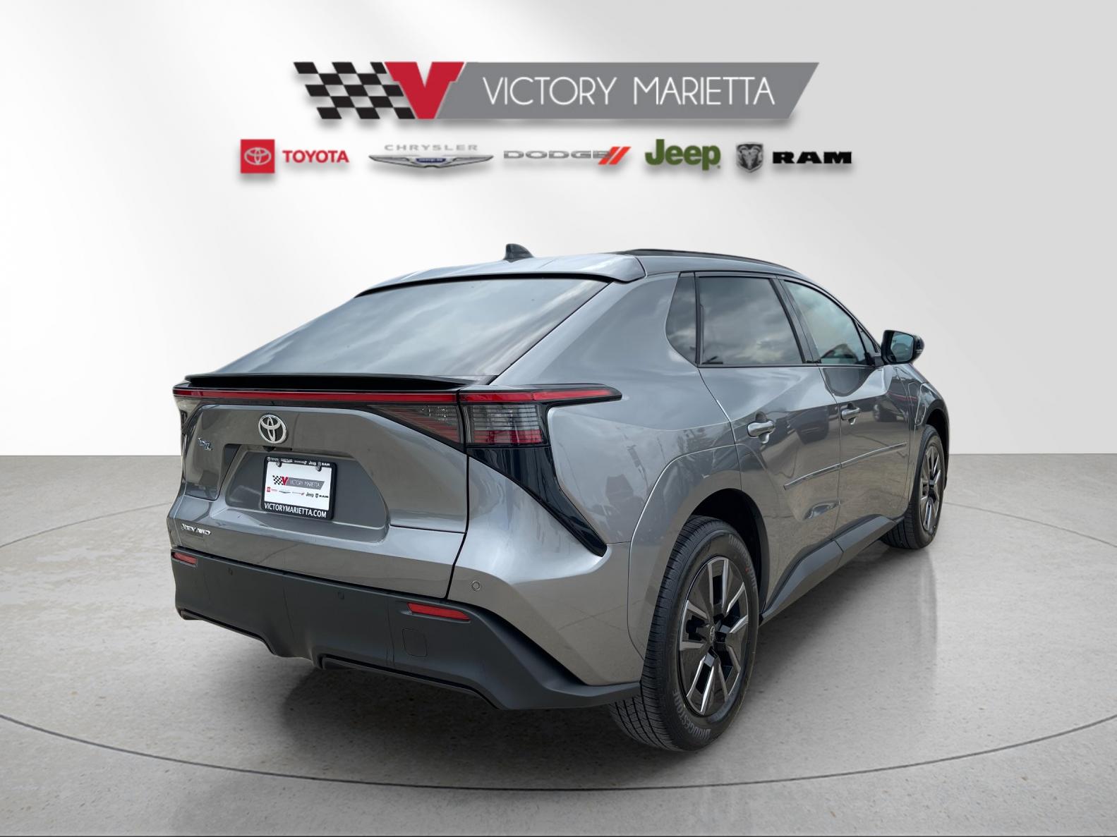 New 2026 Heavy Metal <sup>1</sup> Toyota  XLE image 5