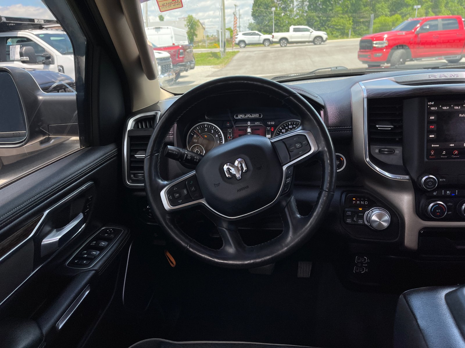 Used 2019 Black Ram Laramie image 16