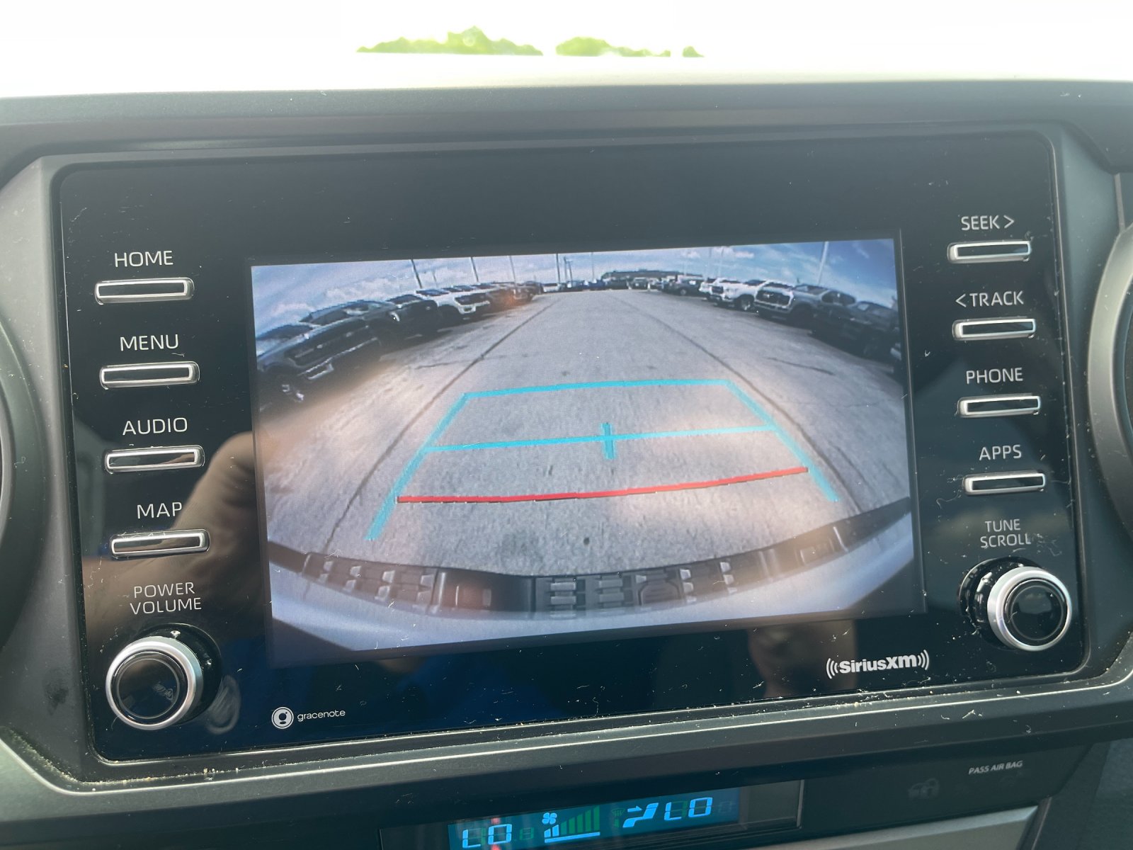 Used 2022 White Toyota SR image 22