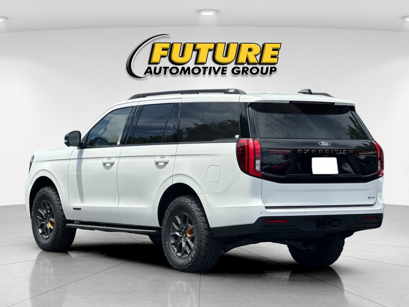 New 2026 White Ford Tremor image 5