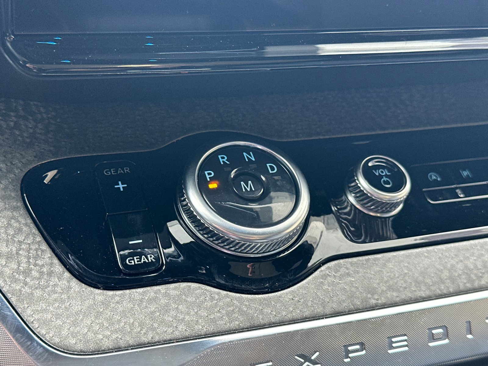 New 2026 White Ford Tremor image 22