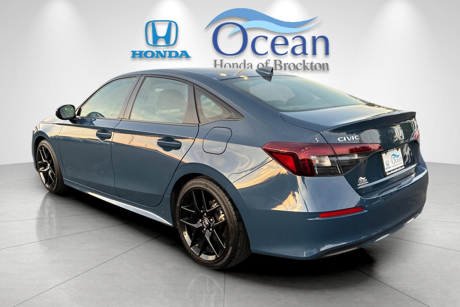 Used 2025 Blue Lagoon Pearl Honda Sport image 5
