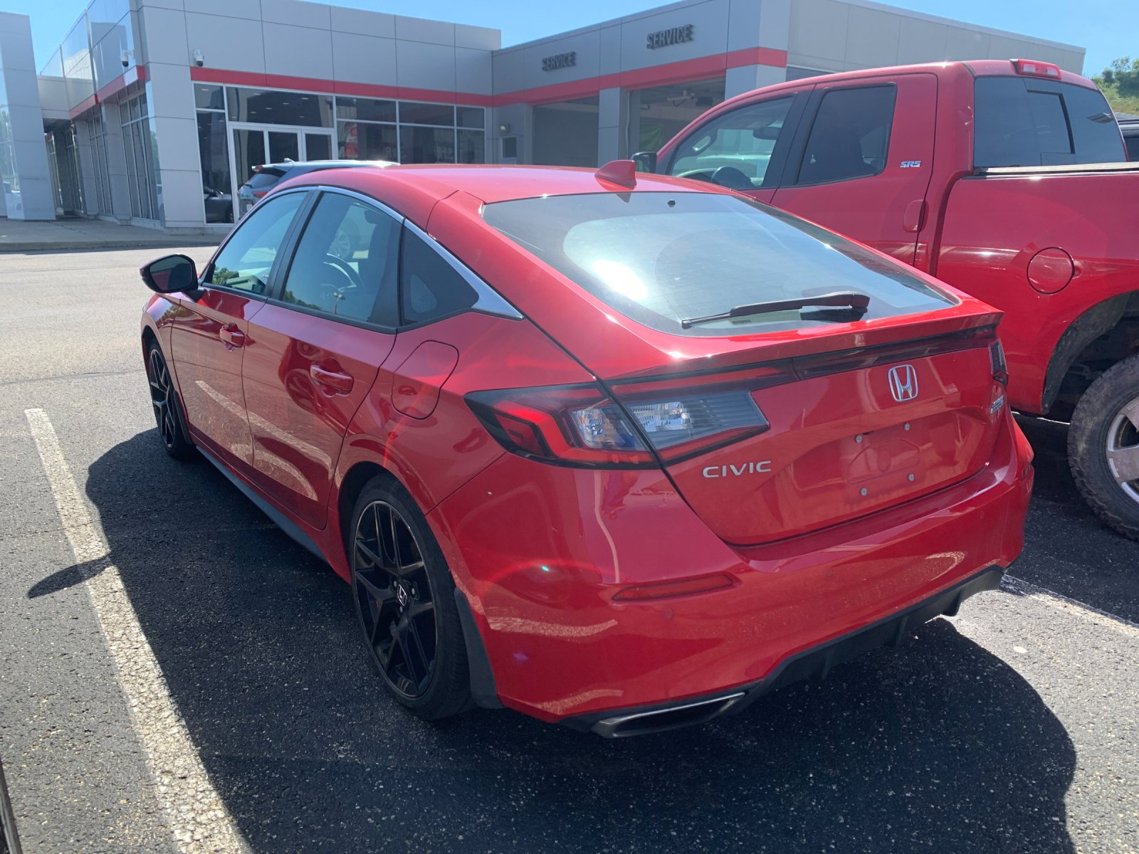 Used 2023 Red Honda Sport Touring image 4