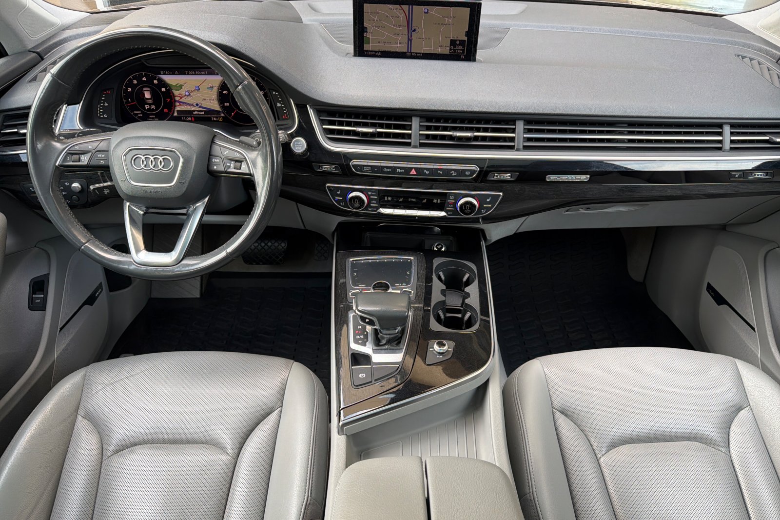Used 2019 Gray Audi 55 Prestige image 10