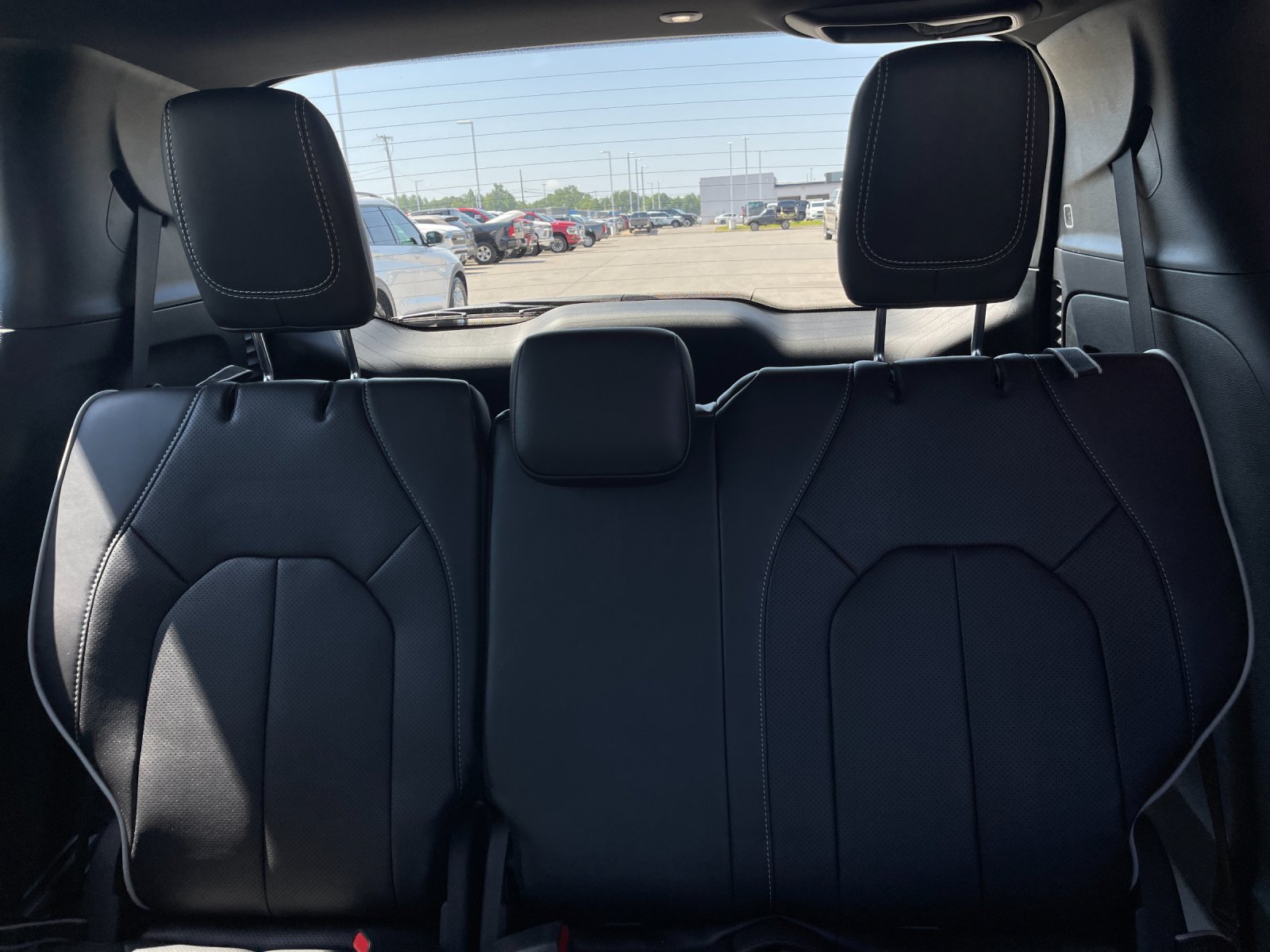 Used 2026 Red Chrysler Limited image 17