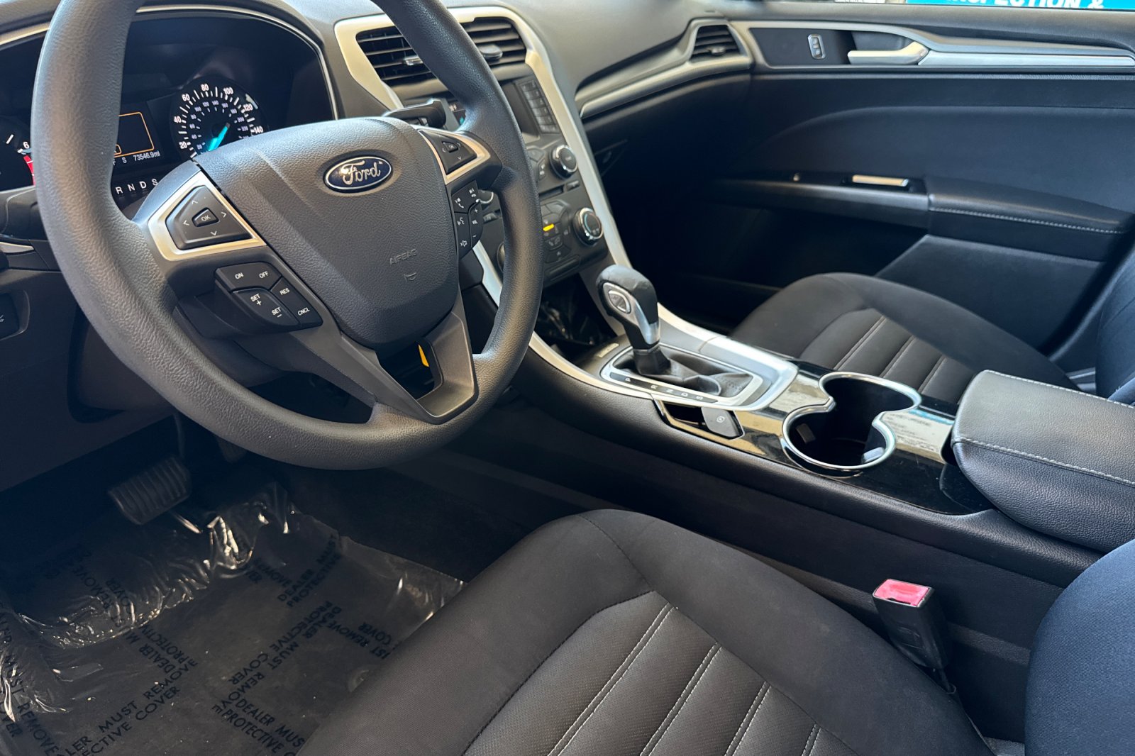 Used 2015 Magnetic Ford SE image 10