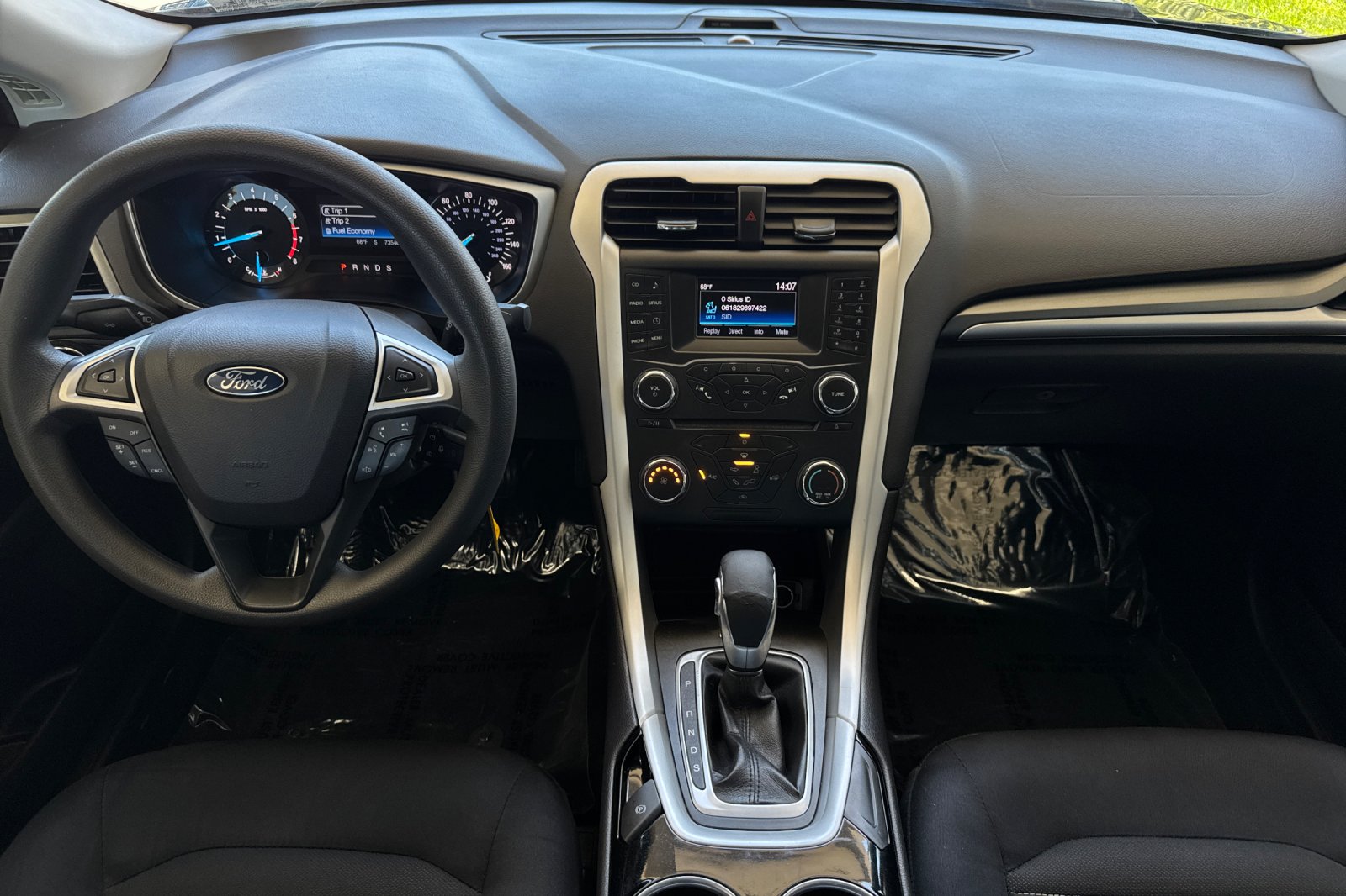 Used 2015 Magnetic Ford SE image 13