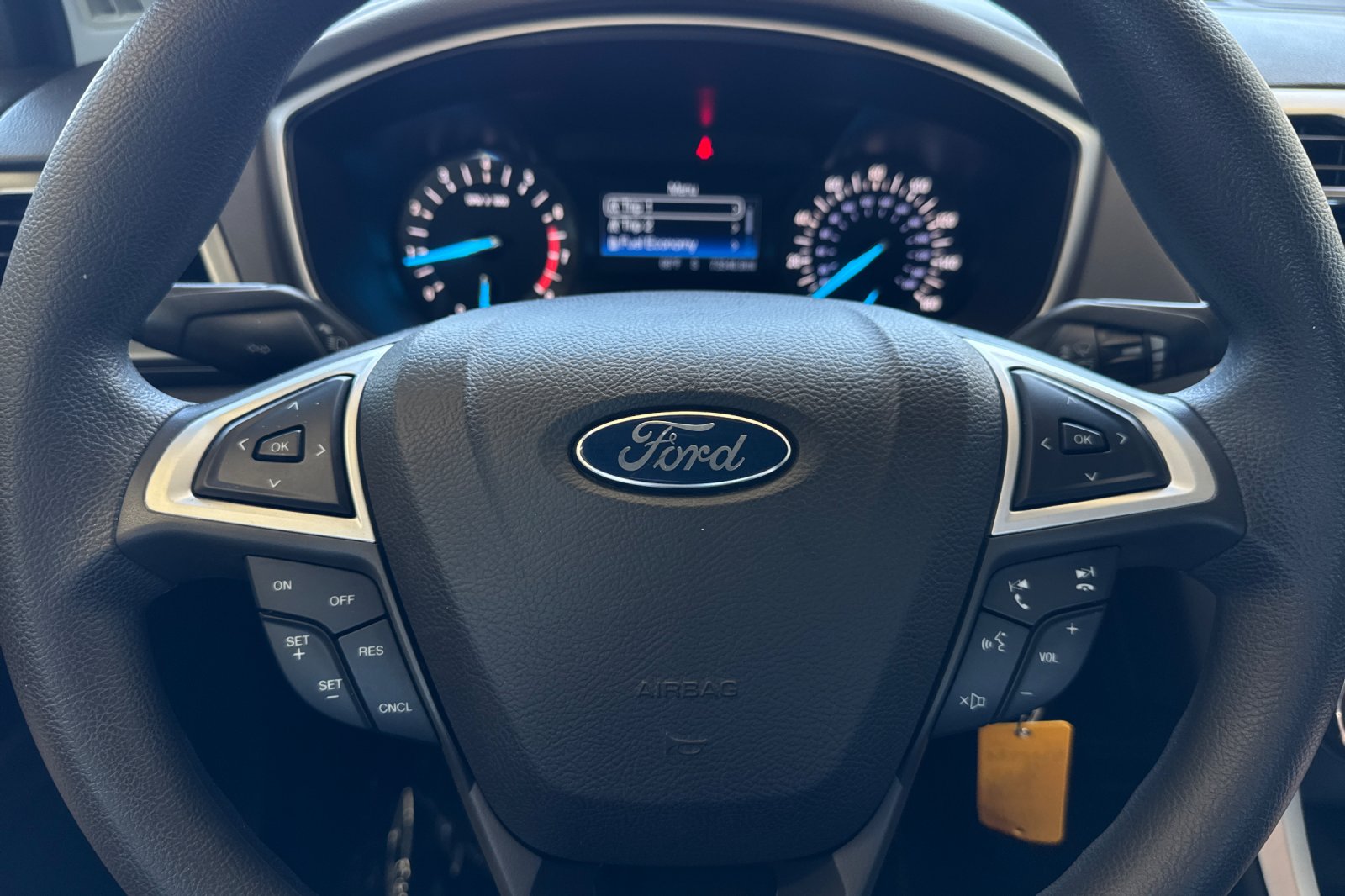 Used 2015 Magnetic Ford SE image 21