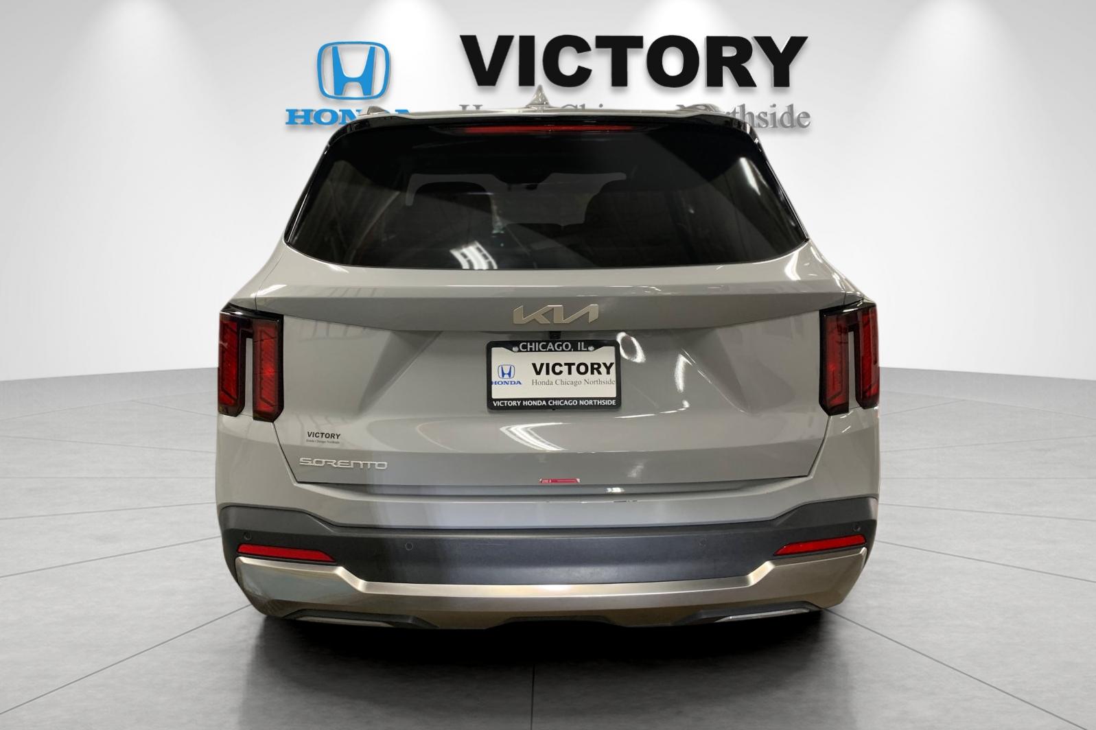 Used 2025 Gray Kia S image 5