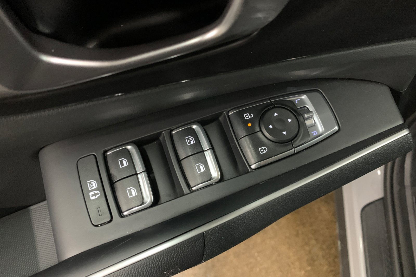 Used 2025 Gray Kia S image 12