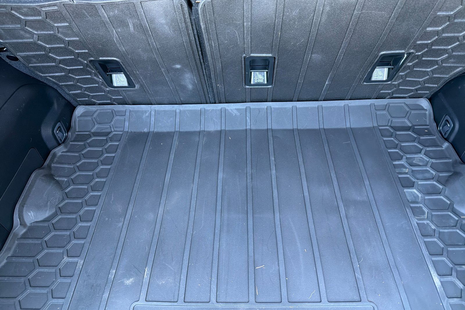 Used 2022 Gray Subaru Limited image 15