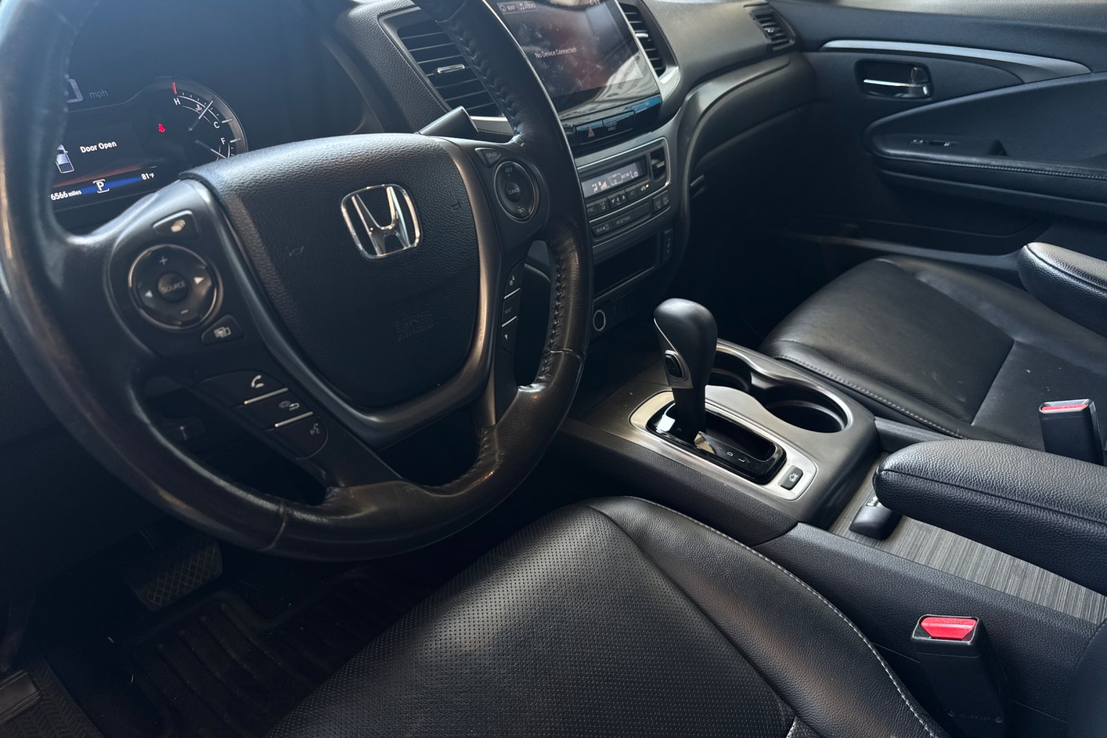 Certified Used 2019 Crystal Black Pearl Honda RTL-T image 7
