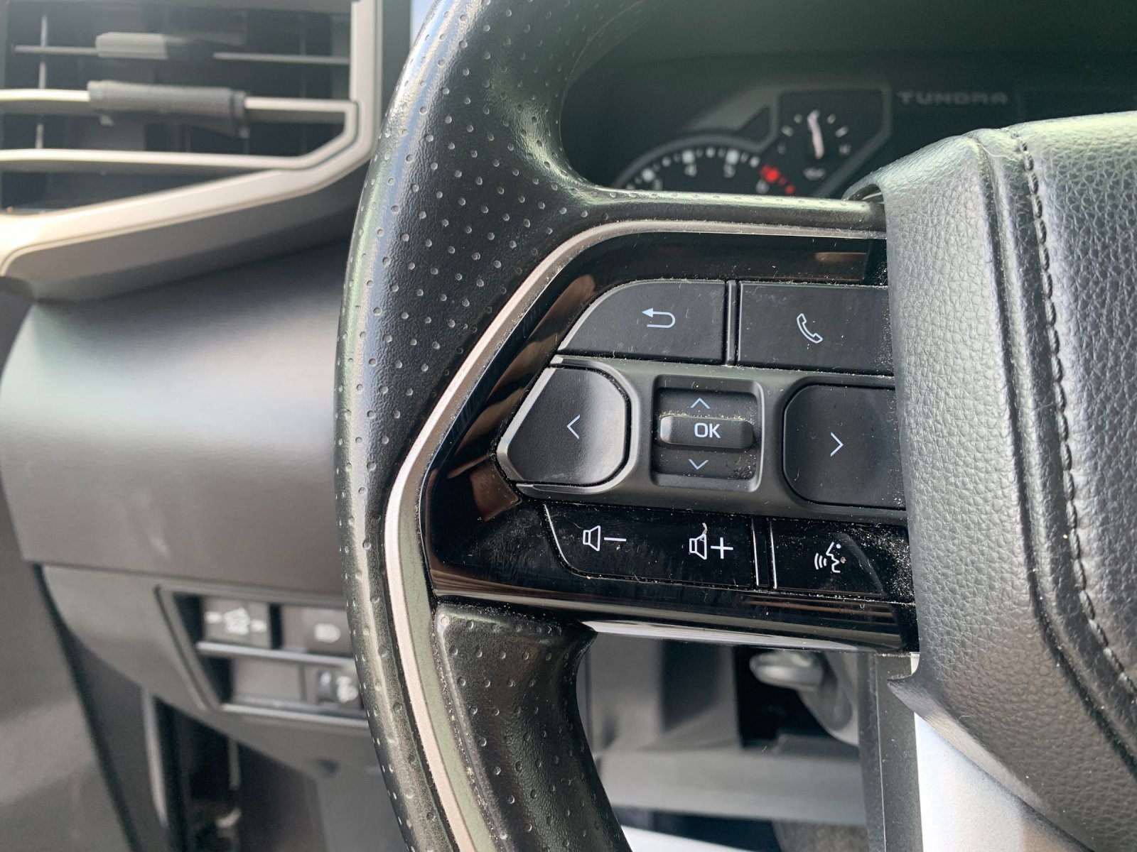 Used 2024 Gray Toyota SR5 image 27